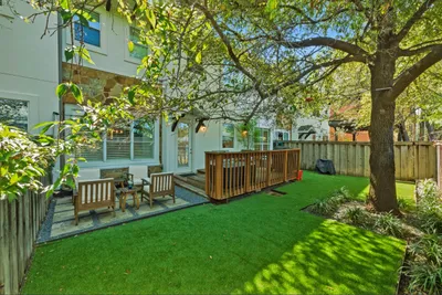 1621 enfield rd e 033.jpg